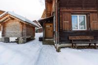 Rustic Modern Studio - Ski-in, Ski-out - by Wengen Rentals - Bed and Breakfast Wengen