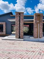 emca homes 2 - Ferienwohnung Kitwe