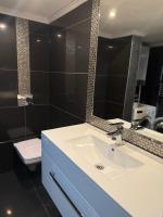 Fashion street 2 bedroom apartment - B&B Budapest