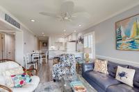Second-Floor, Ocean View Condo with WiFi & Shared Pools/Hot Tub/Putt-Putt - B&B Atlantic Beach