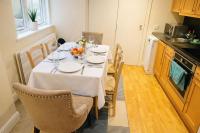 The Lovely Elegant Apartments Around Kensington and Chelsea - Ricky & Giustina Collection - W8, SW3, SW5, SW7, SW10 - Fully equipped and perfect for long stays - Chambres d'hôtes Londres
