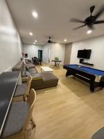 Setia Home Sitiawan KTV 12+4 Pax - B&B Sitiawan