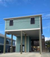 Waterfront Holiday and Mardi Gras escape - B&B Bay Saint Louis