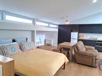 Studio Apartment close to the CBD - B&B Annuello