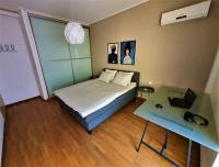 Downtown Living Central 2BR Free Private Parking - Chambres d'hôtes Ioannina