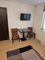 Standard Double Room with Shared Bathroom