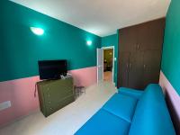 Chic & Cheerful - 2 Bedroom Apartment in Central St Julians - B&B San Julian's