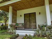 Happy Coconut Camiguin - Bed and Breakfast Mambajao