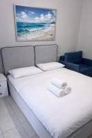 Apartamento de 1 dormitorio con balcón