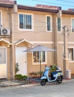 Room with Queen Bed For Couple 7 mins away to Canigaran Beach 10mins away to Airport 5mins away from Princesa Garden Resort - Chambres d'hôtes Canigaran