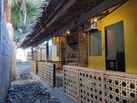 Sunset View Guest House - Ferienwohnung Kamagayan