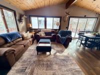 Paddler's Paradise Cabin with Direct Trail Access! - Bed and Breakfast Mercer