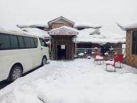 Falcon Inn Hospitality Bhurban Murree For Families - Chambres d'hôtes Murree