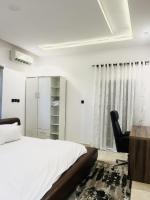 Dinems Apartment - Ferienwohnung Ikeja
