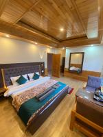 Heavenly Peaks - Hilltop Homestay - B&B Jagatsukh