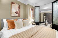 Central NYC Apartment Walking Distance to Everywhere! - Bed and Breakfast New York