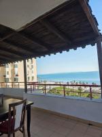 Vollga Promenade Apartments with Full Sea and Old Town View - Chambres d'hôtes Durrës