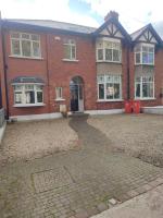Dublin Gem, Parking, Sleeps 11, Near City Centre - Ferienwohnung Rockbrook
