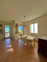 Beautiful apartment on Lake Como - Private Parking - B&B Mezzegra