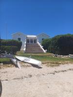 House with Those Stairs - B&B Langebaan