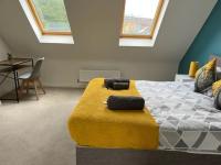 Spring House - Staycation - Perfect for Contractors & Families - 2 Parking Spaces - B&B Dudley