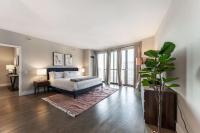 Downtown Penthouse 3bd VIEWS Parking Gym #2 - B&B Chicago