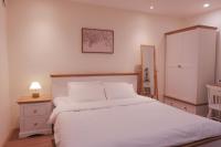 WE Stayin Tran Quang Khai - Near Pink Church - B&B Ho Chi Minh