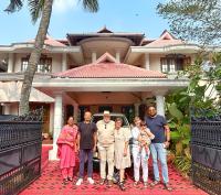 La Casa Trivandrum 4 BHK AC Luxury Villa at City Centre, Just 5 kms from Airport & 3 Kms to Trivandrum Railway Station - Chambres d'hôtes Thiruvananthapuram