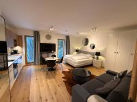 Studio mit Kingsize-Bett und Schlafsofa