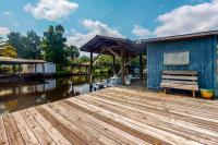Boat Dock! Sunshine House on St Johns River - Chambres d’hôtes Astor