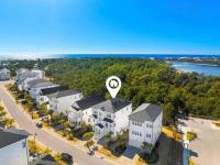 Book Me Baby! Bluehaven in Santa Rosa Beach - B&B Santa Rosa Beach