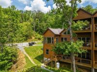 Designer Cabin - Mtn Views - Game Room - Hot Tub - B&B Sevierville