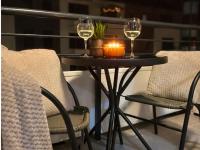 Local-Lux Apartment F3 - Private Parking & Balcony - B&B Kecskemét