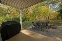 Modern 3BR with Office and Dog-Friendly with Fenced Yard - B&B South Euclid