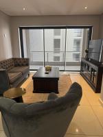 Cozy Haven- 2 bedrooms apartment in Hydepark suburb in Sandton - Bed and Breakfast Johannesburg