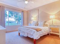 Riverside Rhapsody, Vaal River, Vanderbijlpark, 6 Adults and 4 Children - Chambres d'hôtes Vanderbijlpark
