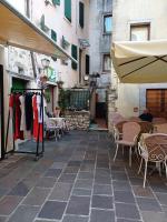 Casa Aldina - nel centro veranda sul tetto - B&B Garda