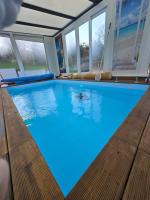 Maison familiale piscine jaccuzzi - B&B Boubers-lès-Hesmond