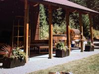 Genesis Mountain Farm - B&B Sandpoint