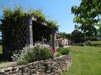 Chambres d'Hôtes La Chouette - Bed and Breakfast Sainte-Anne-Saint-Priest