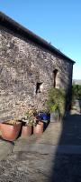 Barn Retreat with Mountain Views - B&B Athy