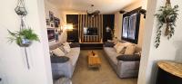 villa Cosy 6 pers avec Billard ,Piscine ,Jacuzzi et jardin - B&B Lunel-Viel