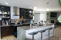 Stylish 3bedroom airport home near ATL w patio & parking - Bed and Breakfast Atlanta