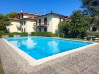 Appartamento Mazzini by Whale Homes - B&B Sirmione