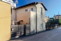 Green Botanical House near Bologna with Free Parking - Chambres d'hôtes San Giorgio di Piano