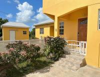 Trendy Apartment in The Tropics - B&B Saint John's