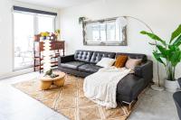 CBD Gem Near Central Station 2 Free Parking Spots - B&B Sydney