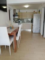 Appartement met 2 Slaapkamers en Terras - Uitzicht op Zee