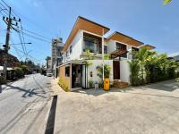 Pakum Villa by Villacarte - B&B Kamala Beach