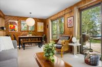 Camp Birch: Waterfront Home on Lake Leelanau - B&B Lake Leelanau